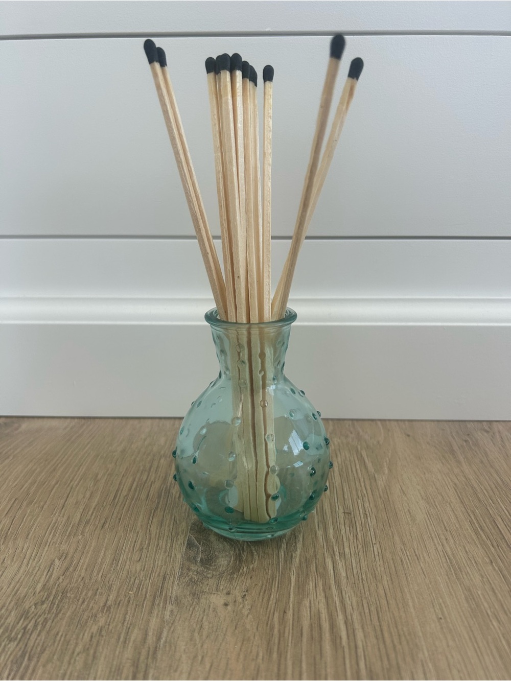 ⭐️$5 when bundled⭐️ Aqua glass  vase restyle candle fireplace striker matches